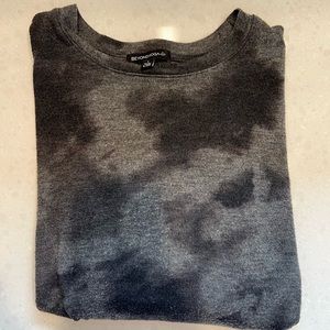BEYOND YOGA Black tie dye crop sweater